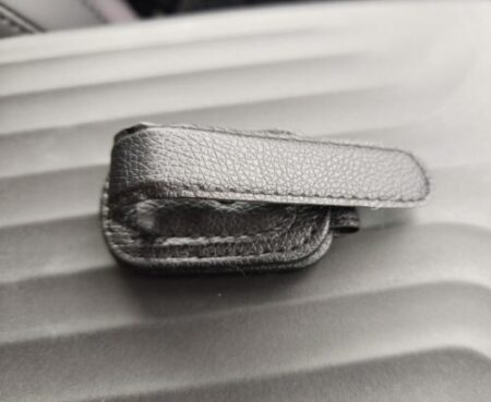 The magnetic Model YL sunglasses holder
