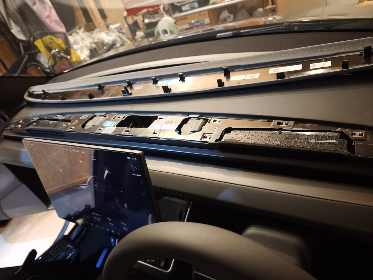 Top dash cover removed