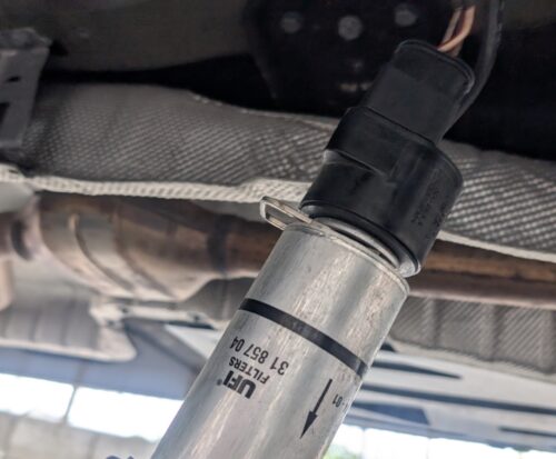 f25-fuelfilter-replace202505-removing5