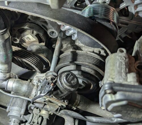 f25-alternator-newfitting2