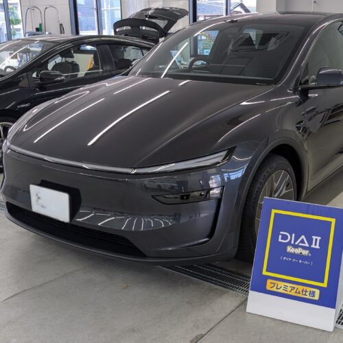 キーパーLABOに入ったテスラ モデルYL。ダイヤ2キーパー プレミアム施工
