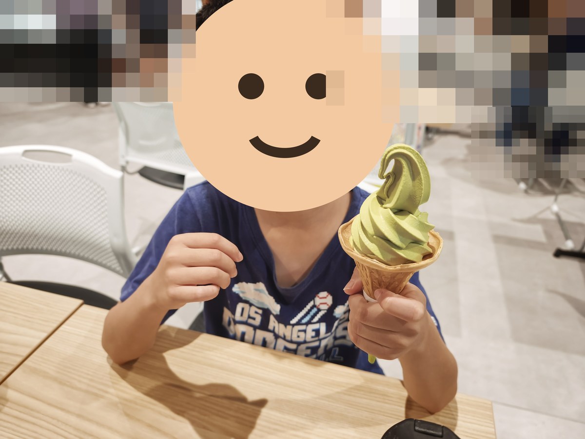 抹茶とミックスのソフトクリーム
