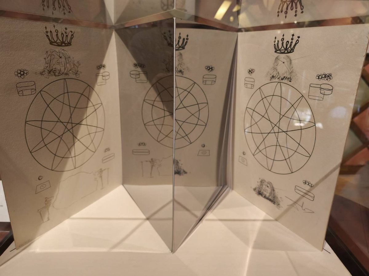 図版のような展示